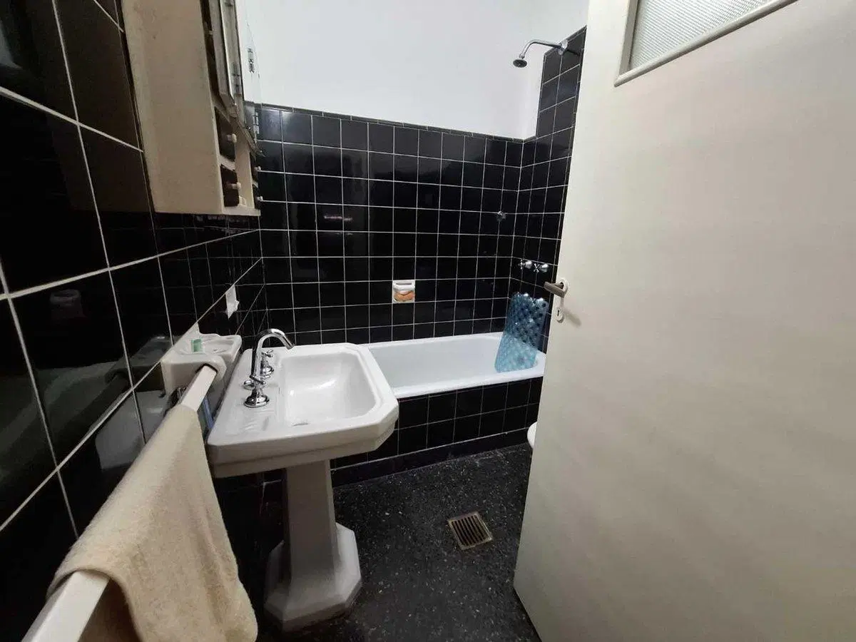 CASA 3 AMBIENTES EN VENTA EZEIZA 2