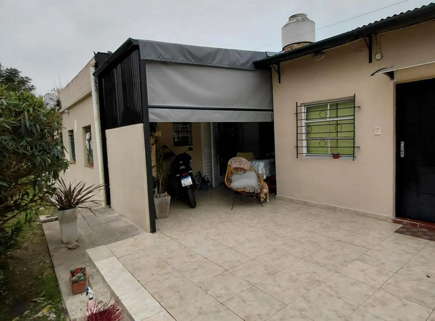CASA DE 3 AMBIENTES EN VENTA MAS DEPARTAMENTO 5