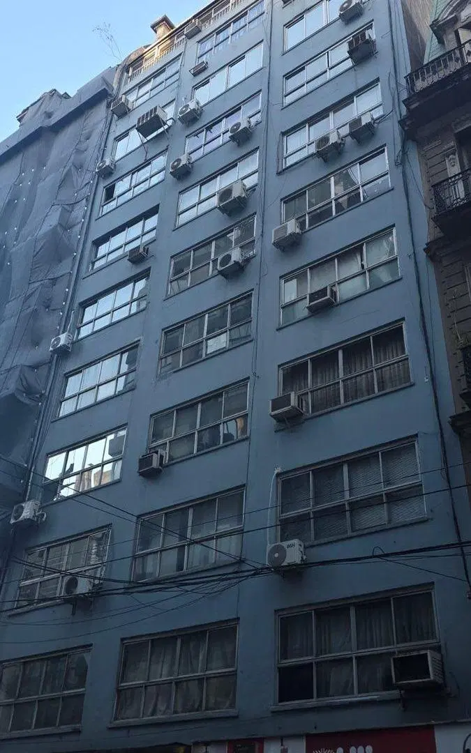 Venta OFICINA San Nicolás Apto Profesional 4