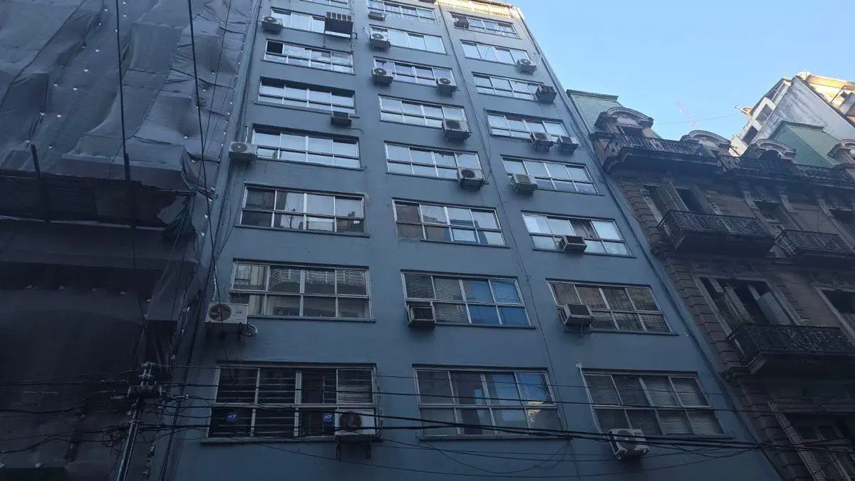 Venta OFICINA San Nicolás Apto Profesional 5