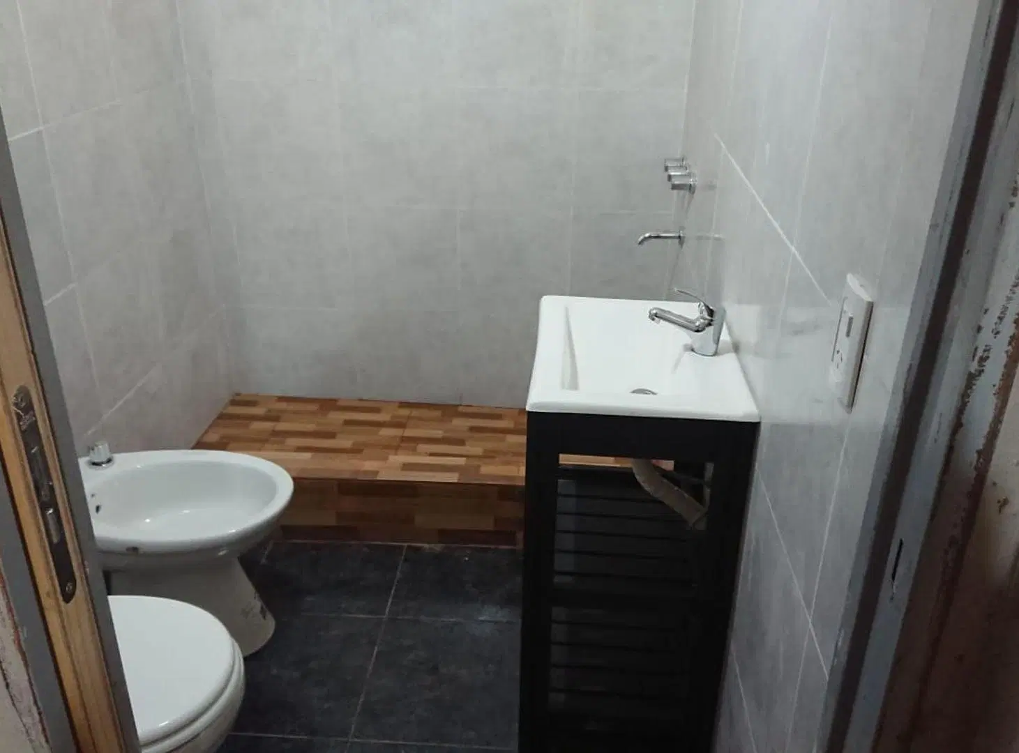 CASA DE 4 AMBIENTES EN VENTA MONTE GRANDE 3