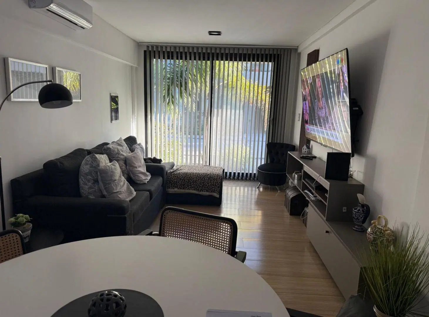 DUPLEX ALQUILER 4 AMBIENTES AMUEBLADO CON PILETA 4