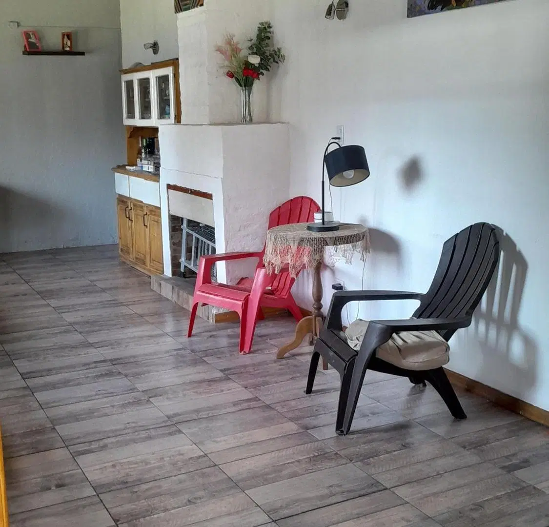 CASA 5 AMBIENTES VENTA LONGCHAMPS PISCINA FINANCIA 3