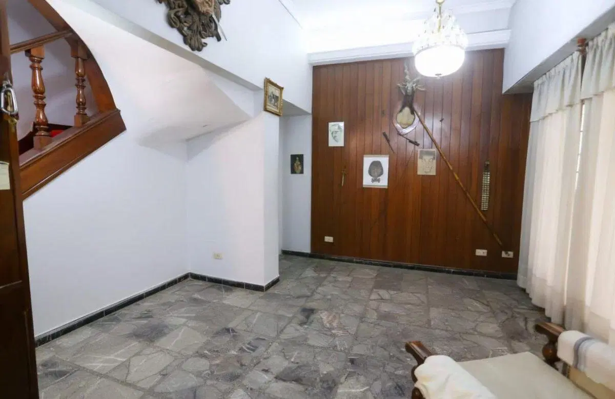 CASA 6 AMBIENTES VENTA TEMPERLEY CON QUINCHO 3