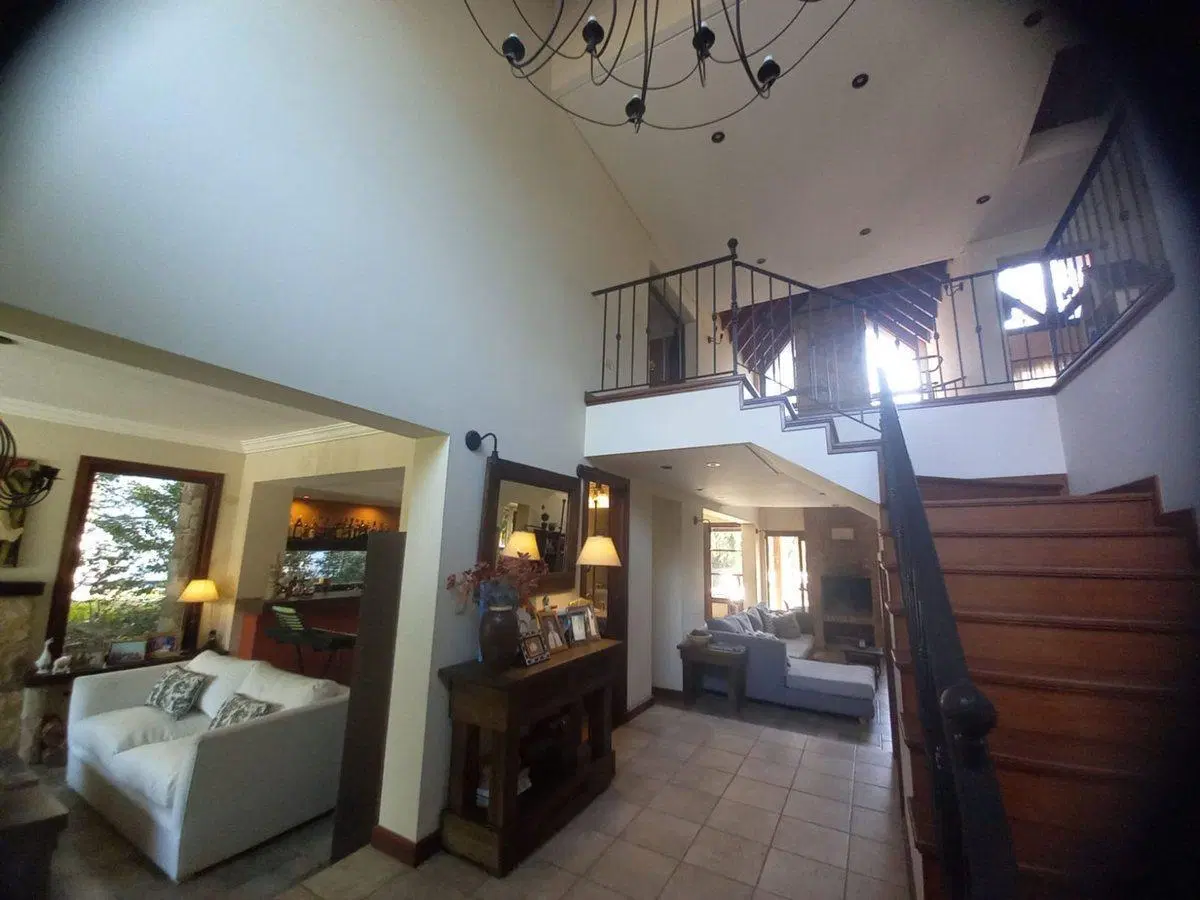 CASA 5 AMBIENTES EN VENTA SAINT THOMAS SUR CANNING 5