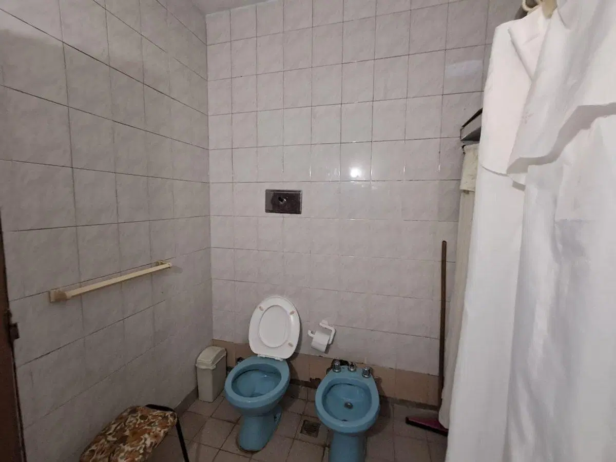 CASA EN VENTA MONTE GRANDE LOCAL Y GALPON 5