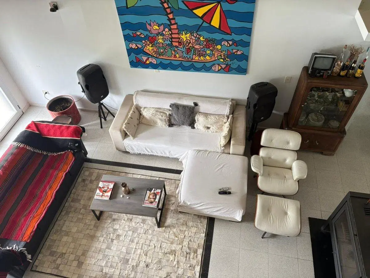 CASA EN VENTA 5 AMBIENTES EN LA CANDIDA 2