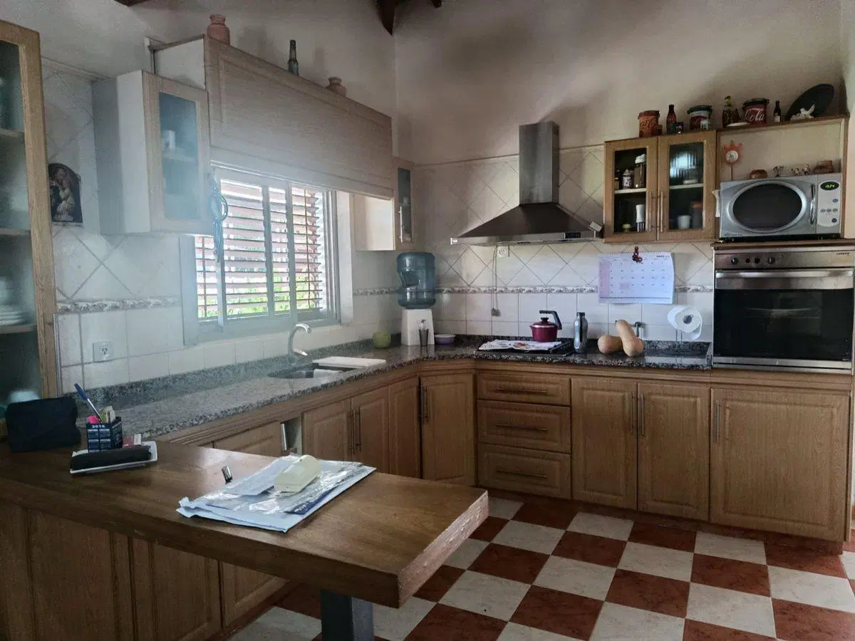 CASA 4 AMBIENTES EN VENTA EL JAGUEL MONTE GRANDE 2