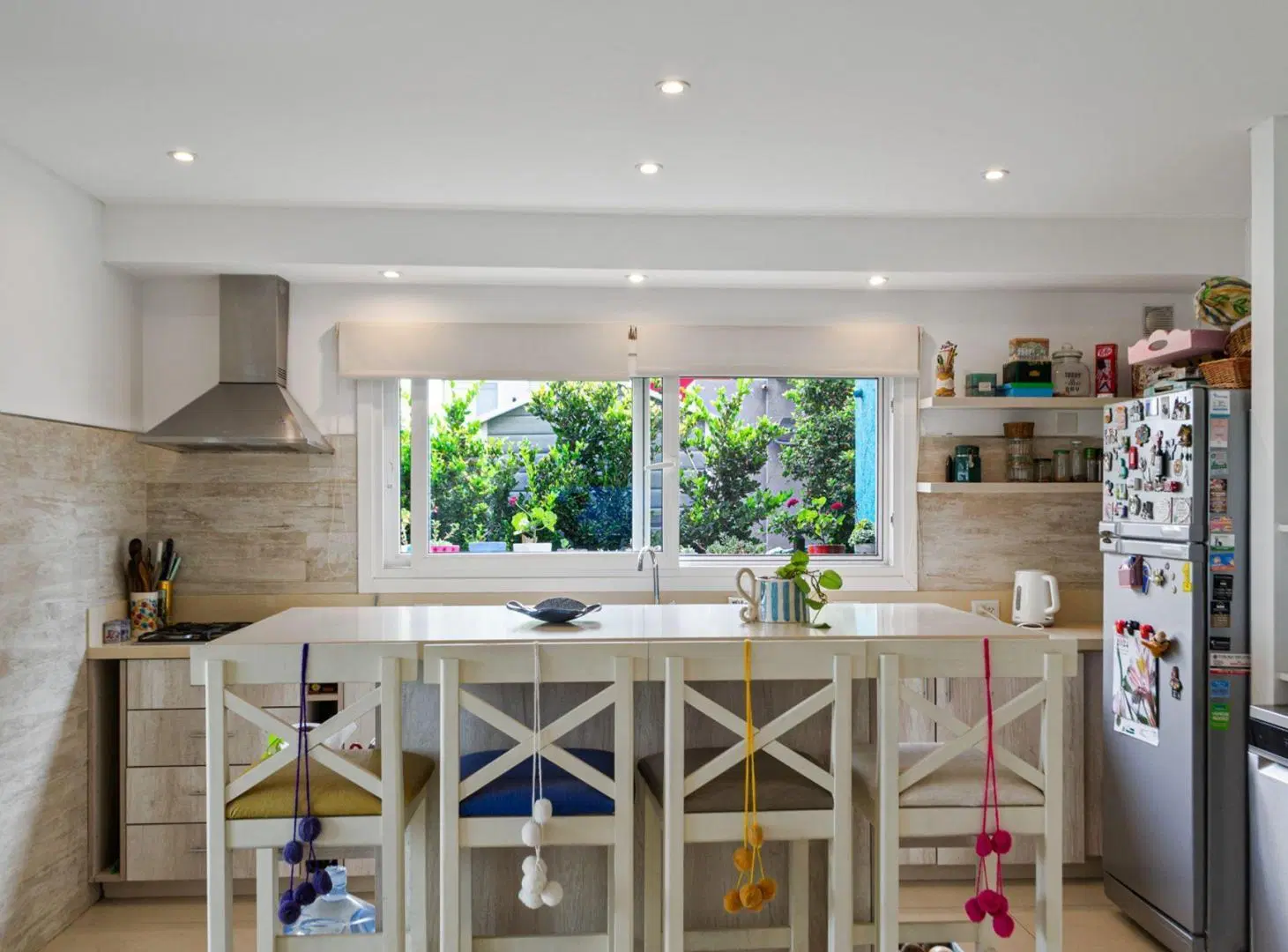 CASA 6 AMBIENTES EN VENTA HORIZONTES AL SUR LAGUNA 2
