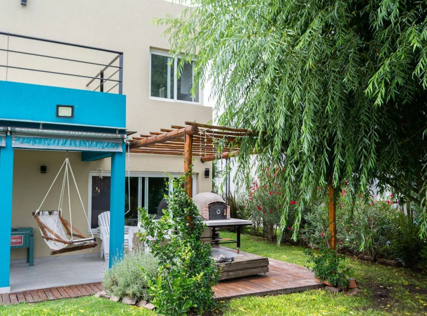 CASA 6 AMBIENTES EN VENTA HORIZONTES AL SUR LAGUNA 8