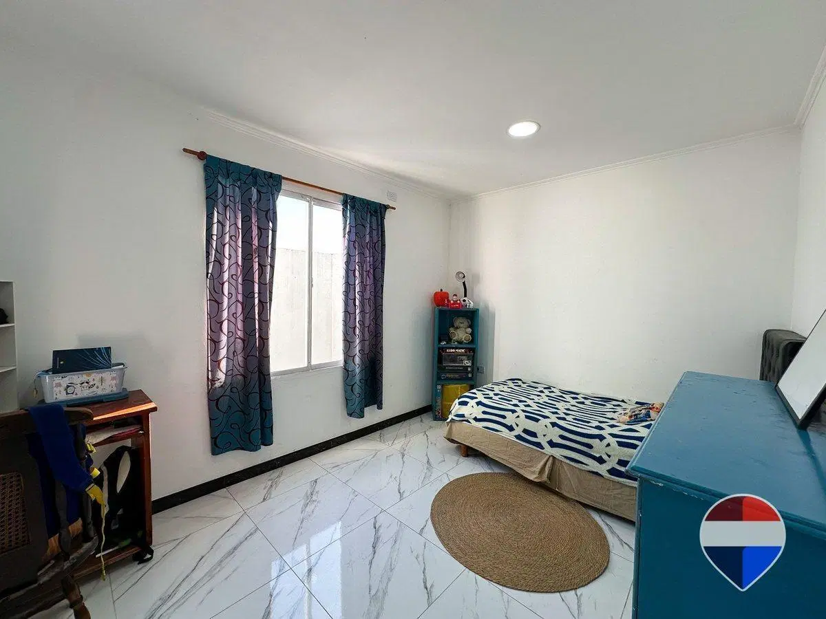 CASA 4 AMBIENTES EN VENTAEN EZEIZA APTO CREDITO 2