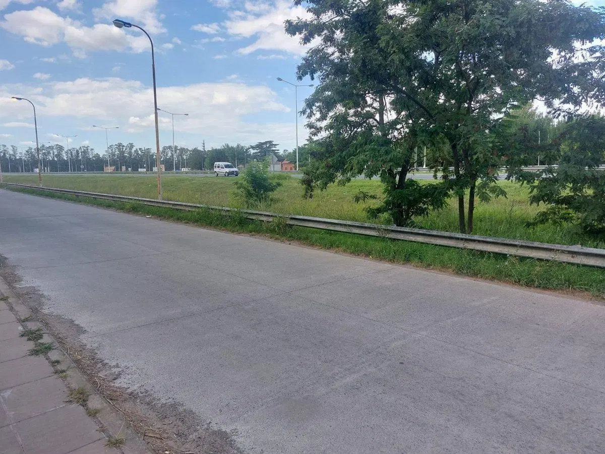 LOTE EN VENTA EN CAÑUELAS 4