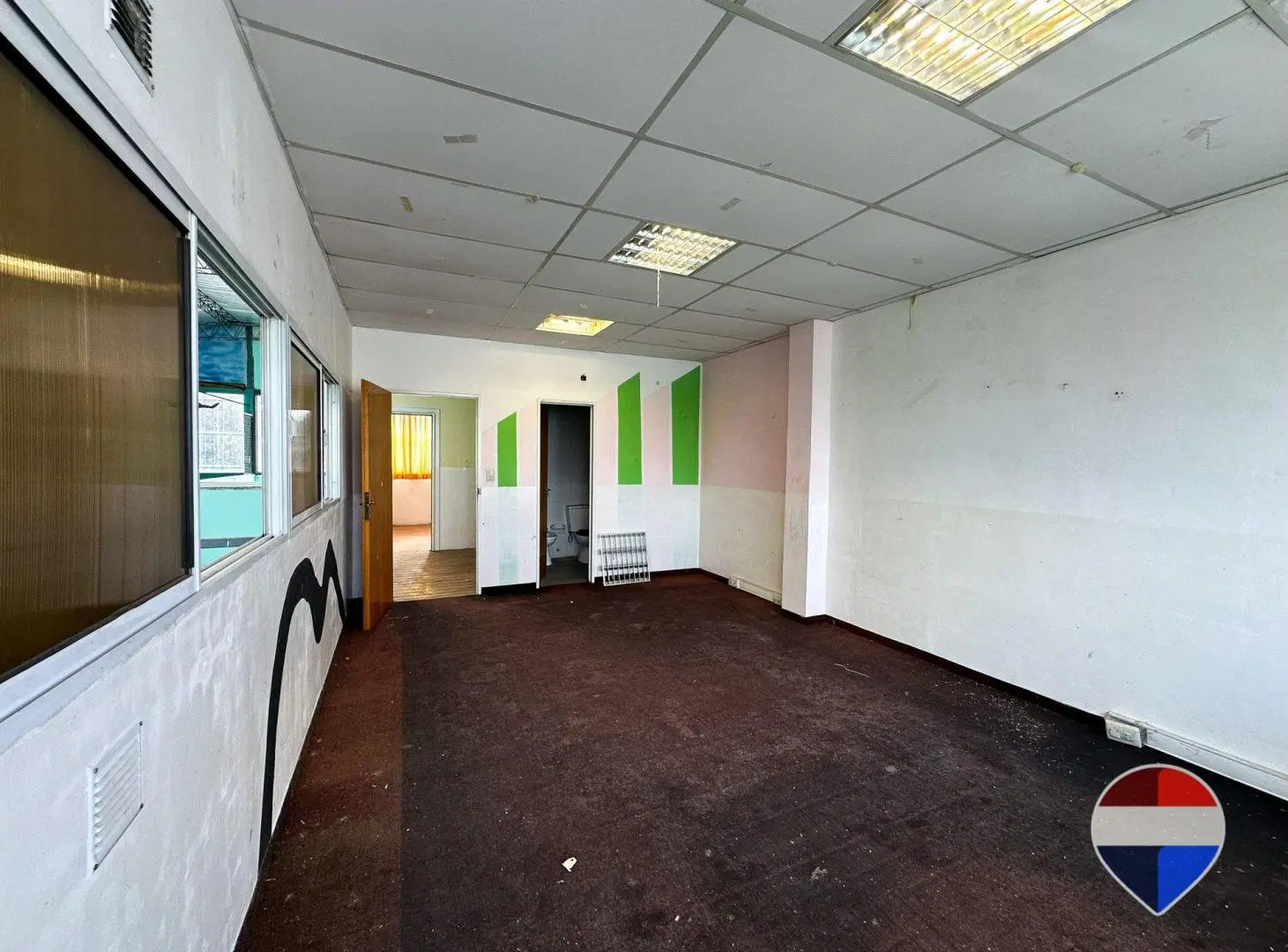 GALPON CON OFICINAS EN VENTA EN EZEIZA CENTRO 4