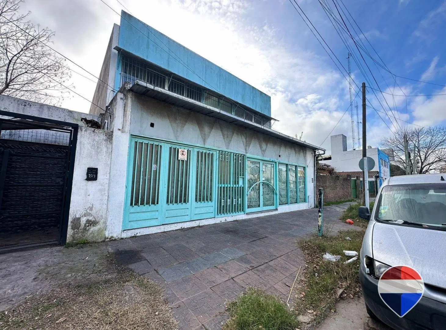 GALPON CON OFICINAS EN VENTA EN EZEIZA CENTRO 2