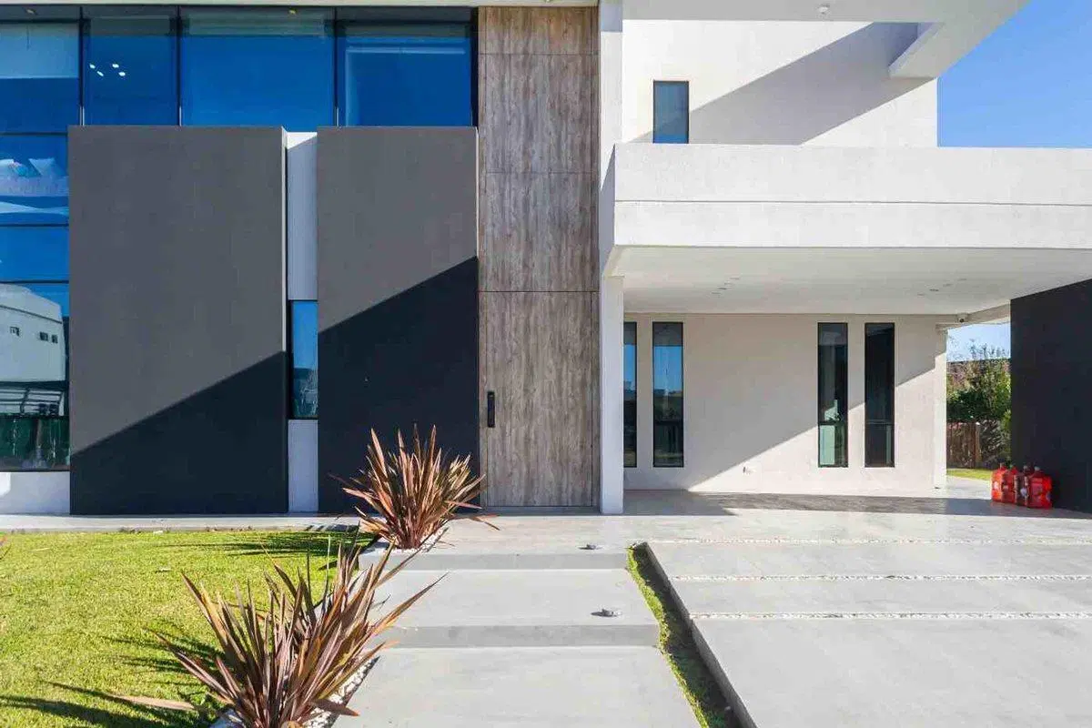 CASA 5 AMBIENTES EN VENTA EN LAGOS DE CANNING 3