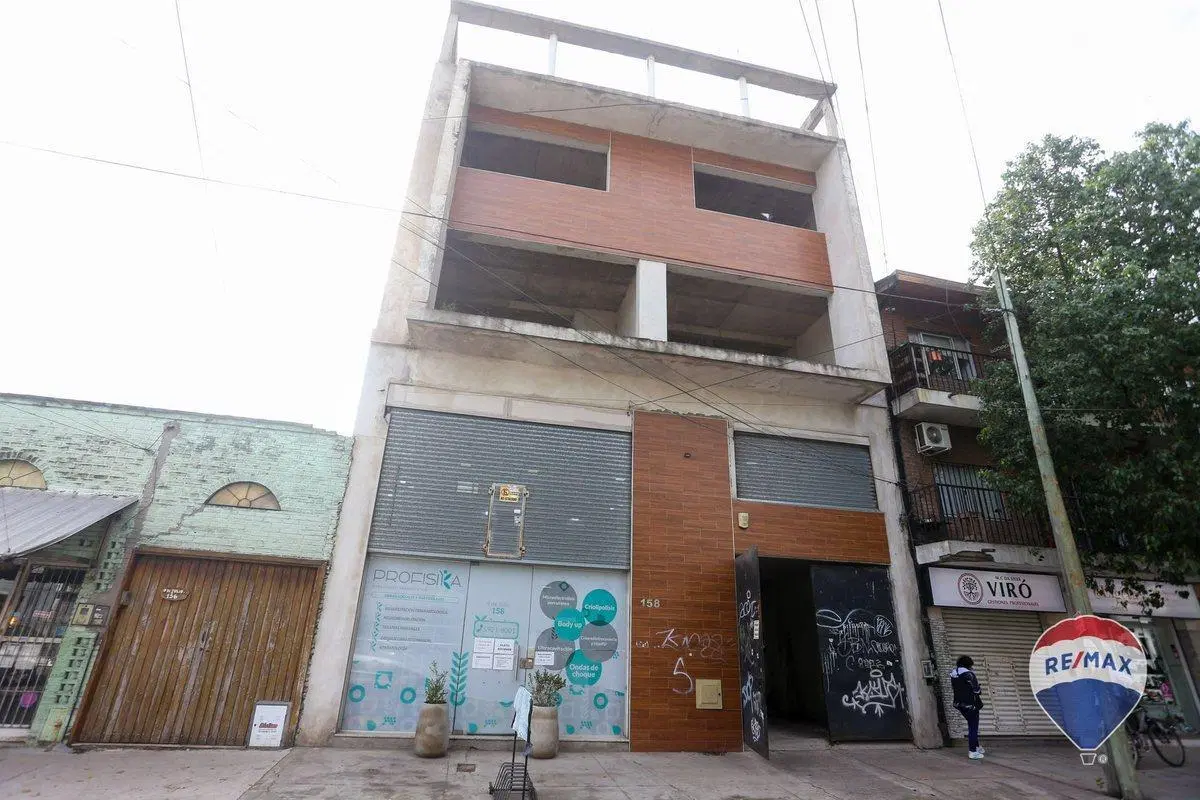 EDIFICIO A TERMINAR EN VENTA CON LOCAL 8