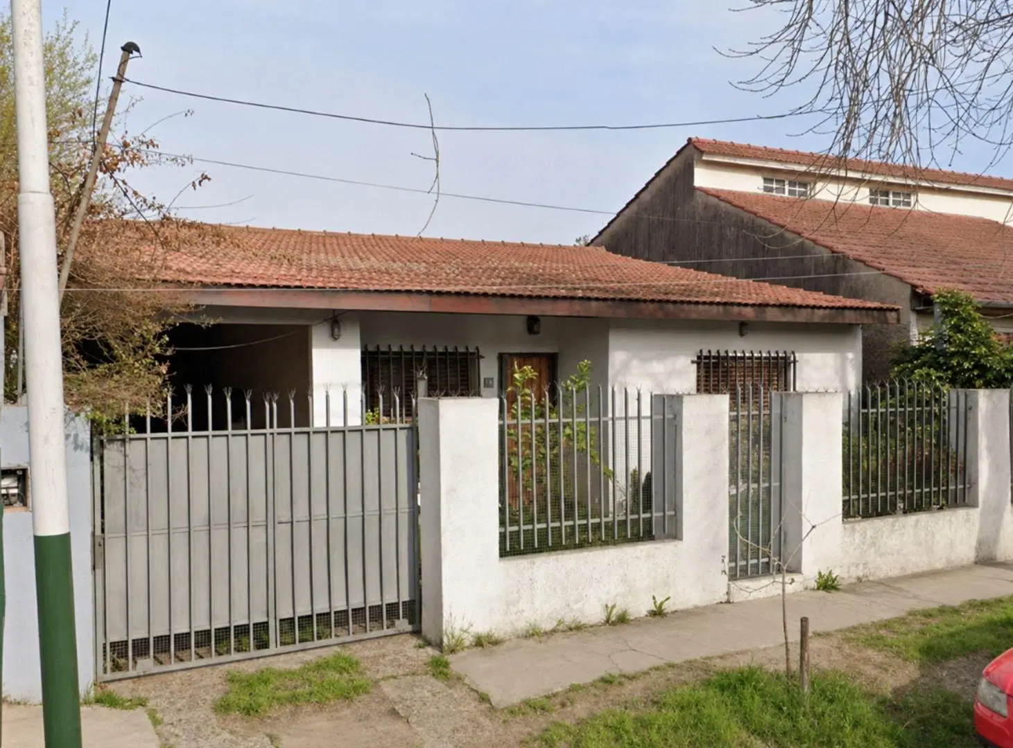 CASA 4 AMBIENTES EN VENTA EN MONTE GRANDE 5