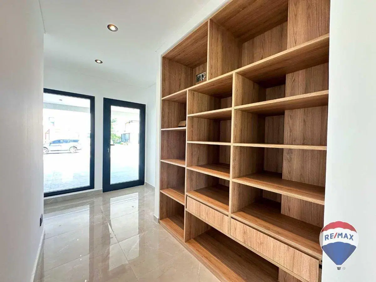 CASA EN VENTA 6 AMBIENTES EN CANNING TERRALAGOS 8