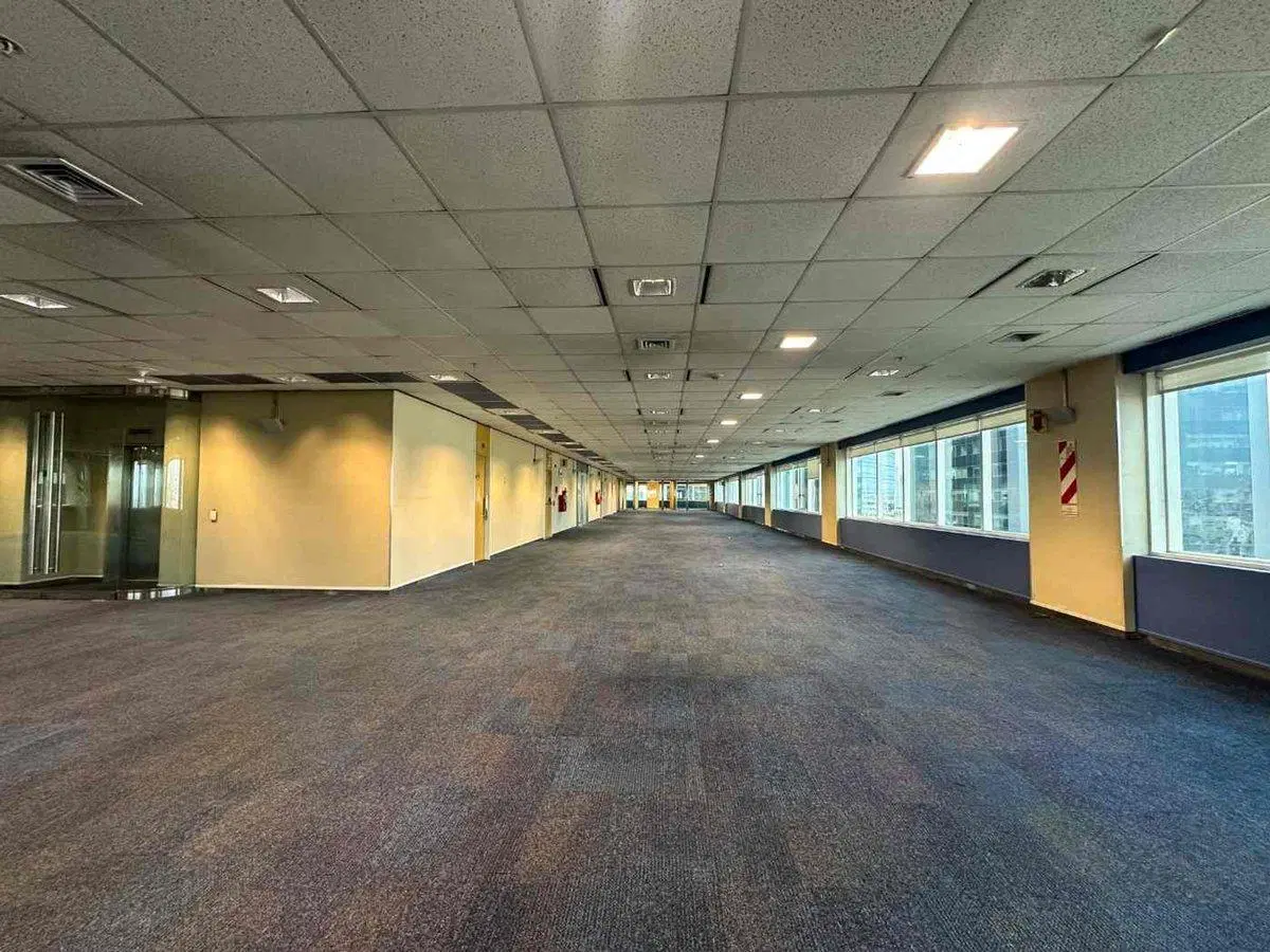 OFICINA EN VENTA EN PUERTO MADERO EN LAMINAR PLAZA 2