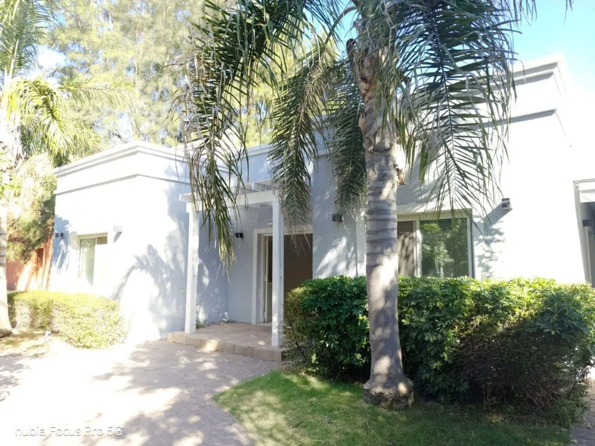 CASA EN VENTA 4 AMBIENTES EN CANNING 5