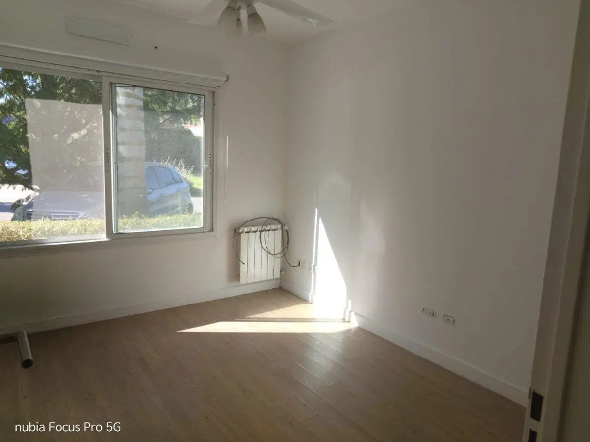 CASA EN VENTA 4 AMBIENTES EN CANNING 2