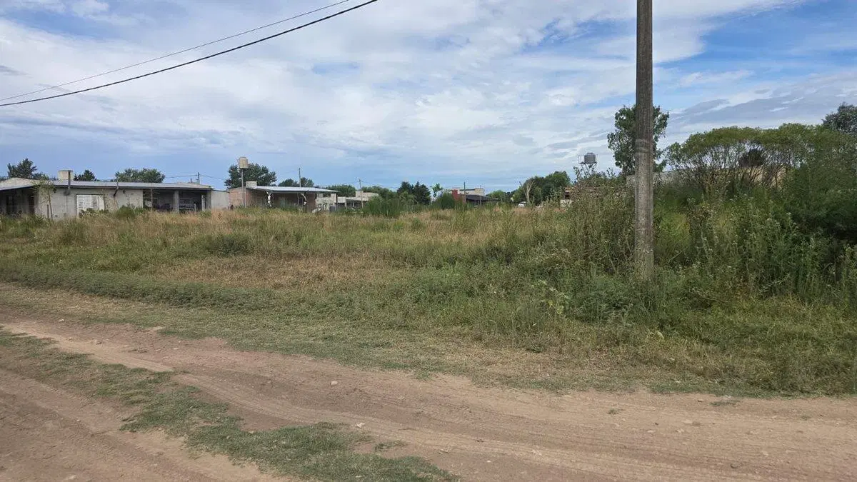 TERRENO EN EL TALADRO CAÑUELAS 8