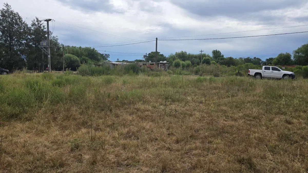 TERRENO EN EL TALADRO CAÑUELAS 8