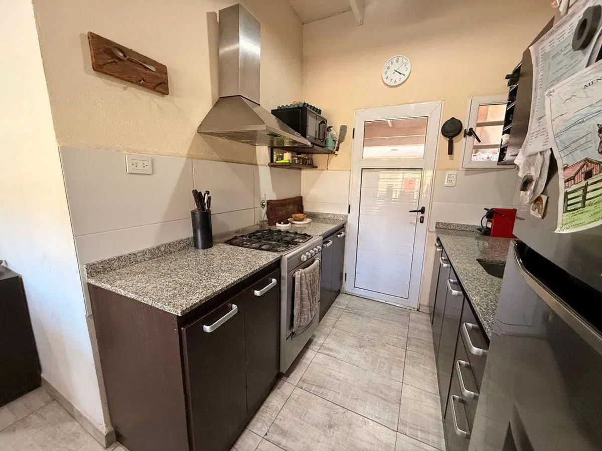 VENTA CASA EN GRAL BELGRANO: 3 DORM JUNTO A R41 3