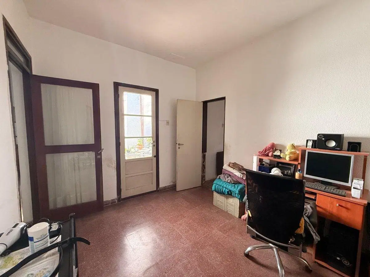 CASA DE 5 AMB. EN VENTA EN CENTRO DE LA PLATA 5