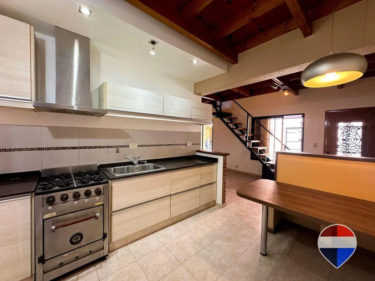 CASA EN VENTA EN EZEIZA TIPO DUPLEX 2