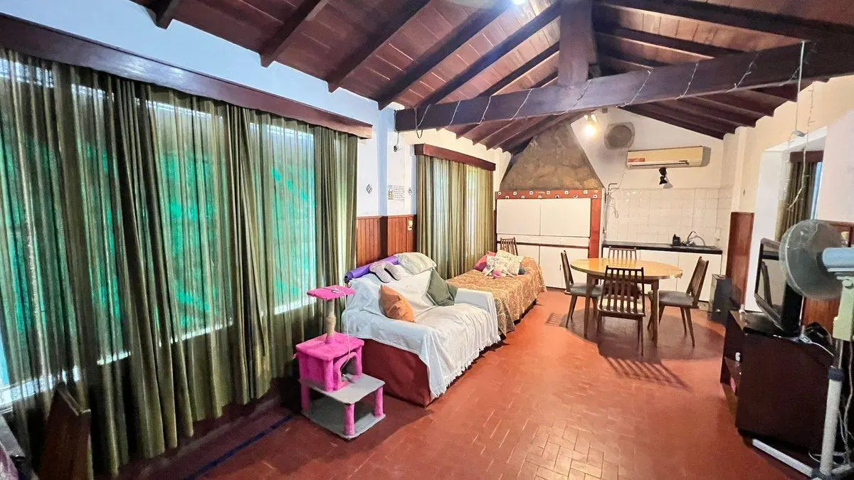 CASA 4 AMBIENTES EN VENTA MONTE GRANDE CON PILETA 5