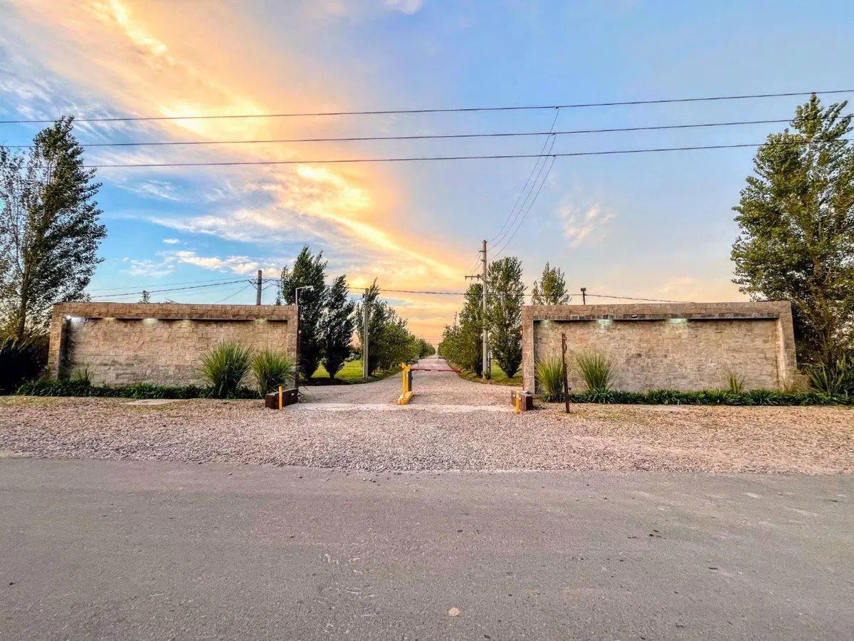 LOTE EN VENTA BARRIO ESTILO CAMPO CANNING 4
