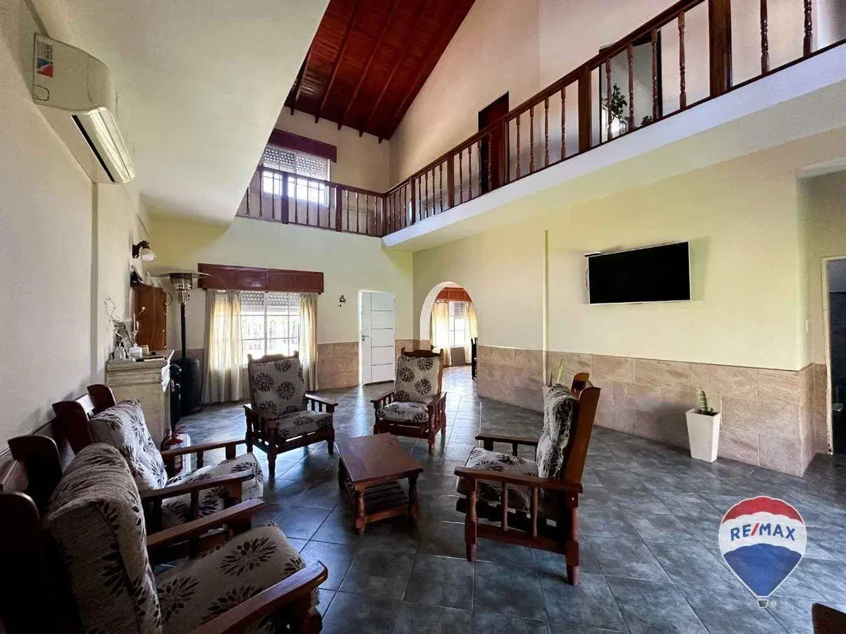 CASA 5 AMBIENTES EN VENTA EN LA UNION EZEIZA 5
