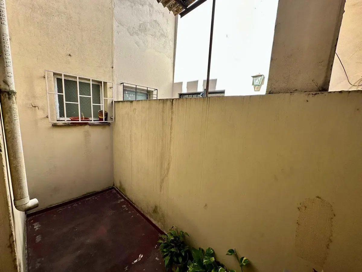DEPARTAMENTO REFACCIONADO EN VENTA EN LANUS CENTRO 3