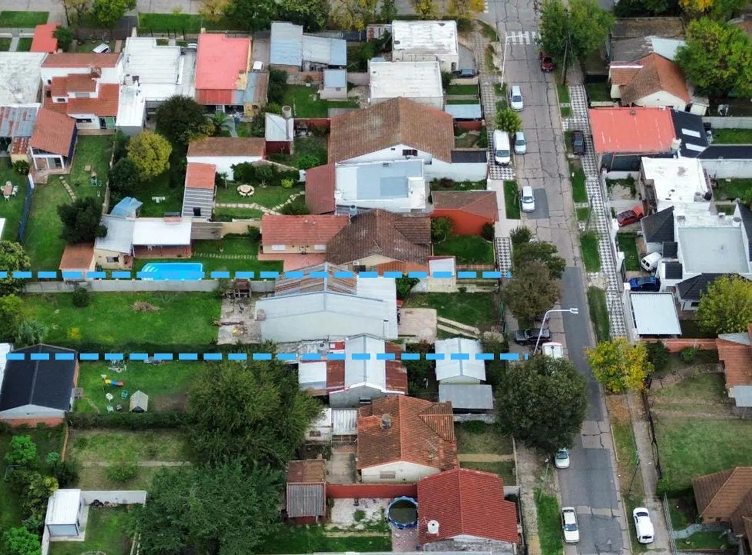 CASA 7 AMBIENTES EN VENTA MONTE GRANDE GRAN LOTE 2
