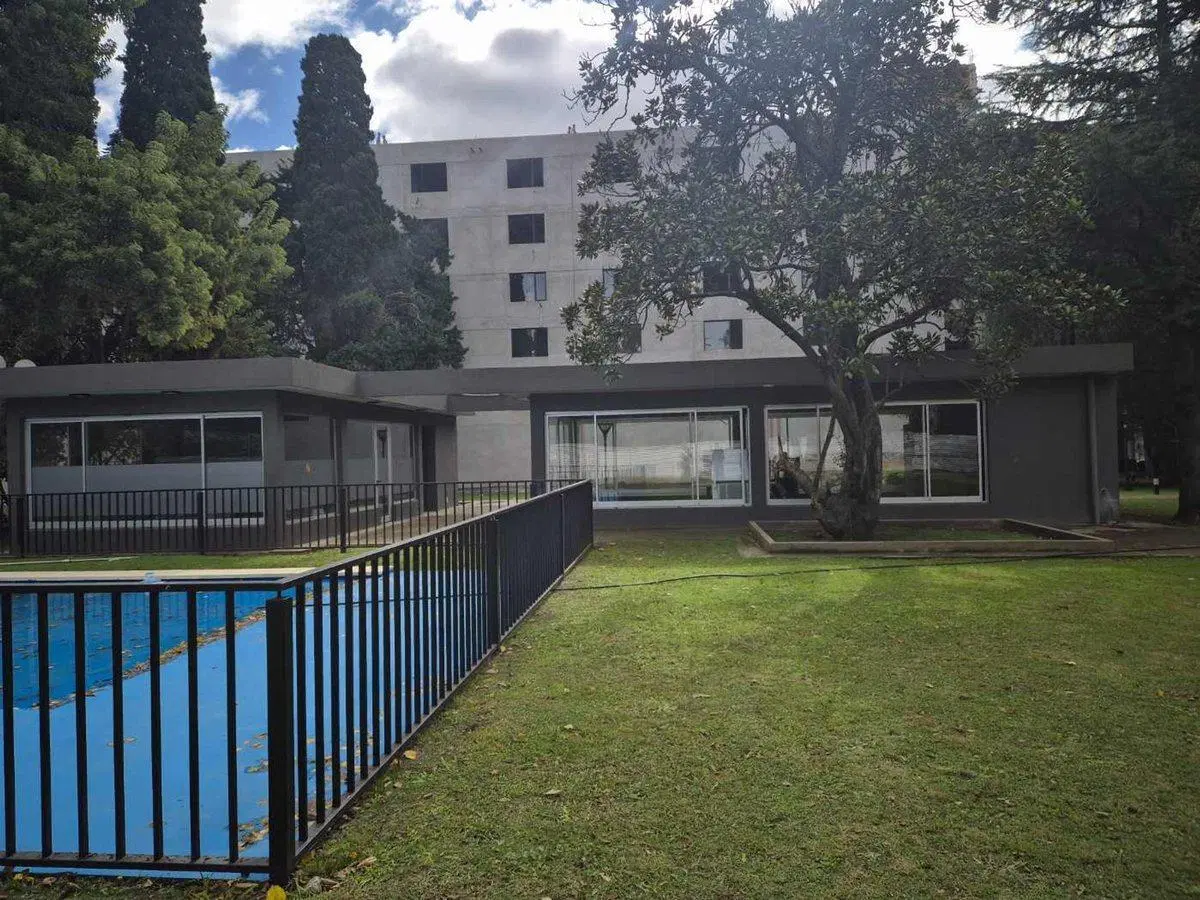 DEPARTAMENTO MONOAMBIENTE EN VENTA CANNING BALCON 8