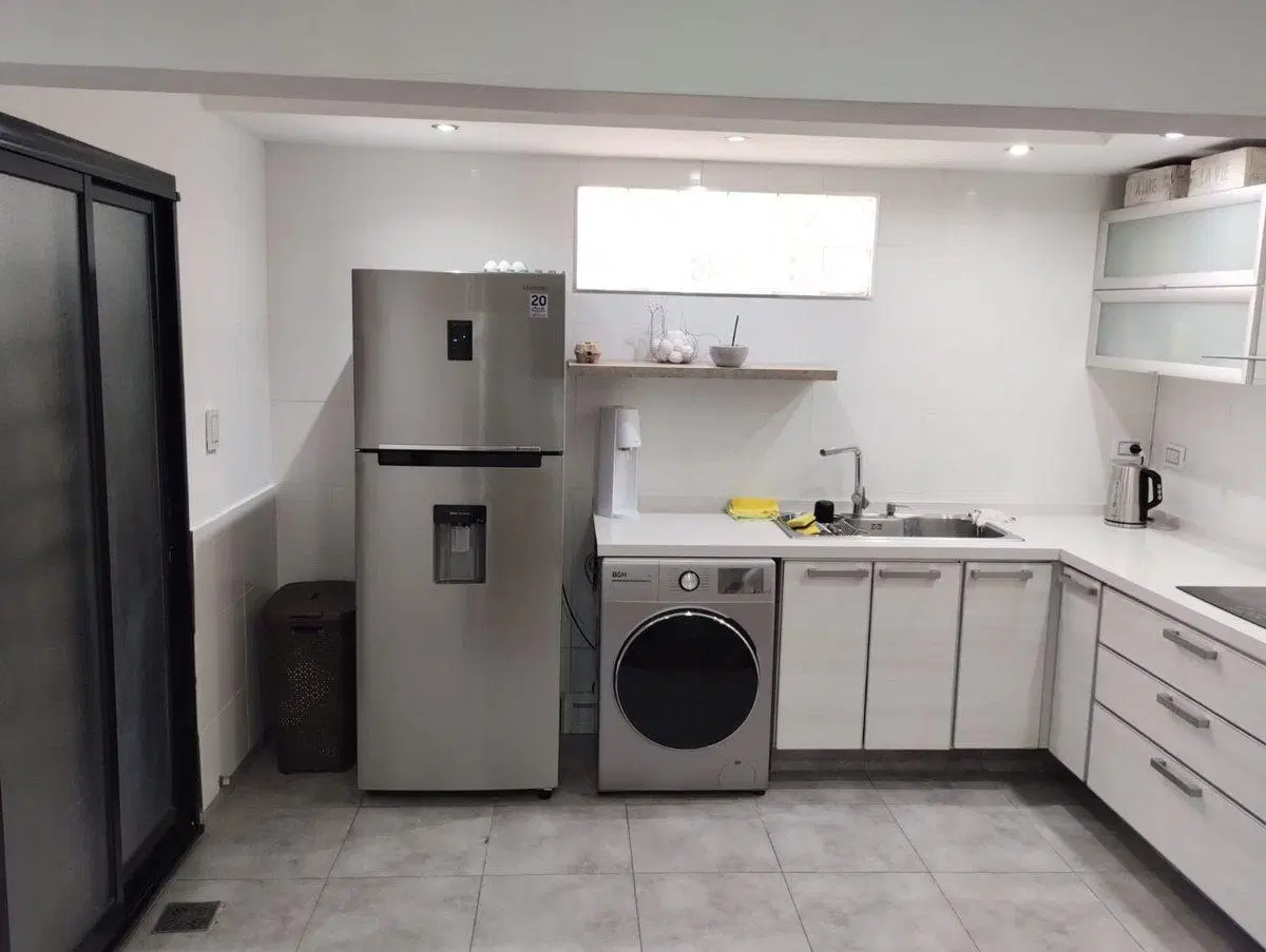 VENTA CASA 3 AMBIENTES LUIS GUILLON APTO CREDITO 4