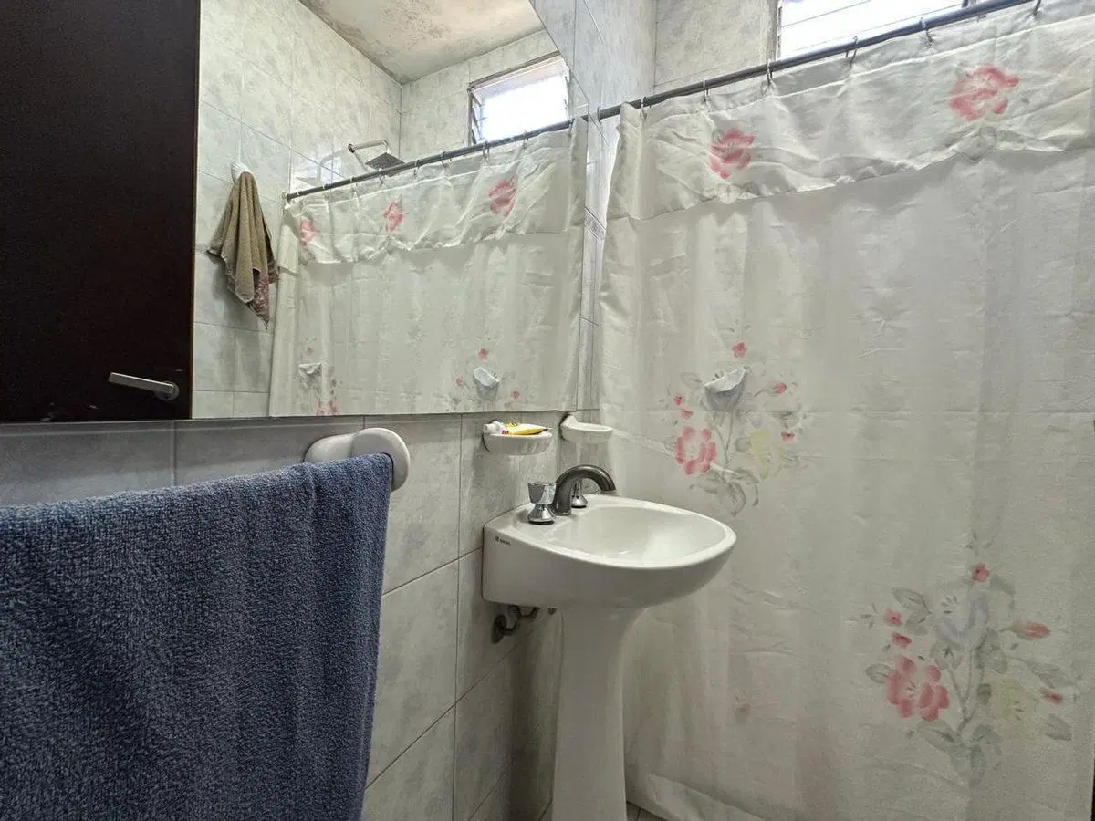 VENTA CASA  3 AMBIENTES MONTE GRANDE 3