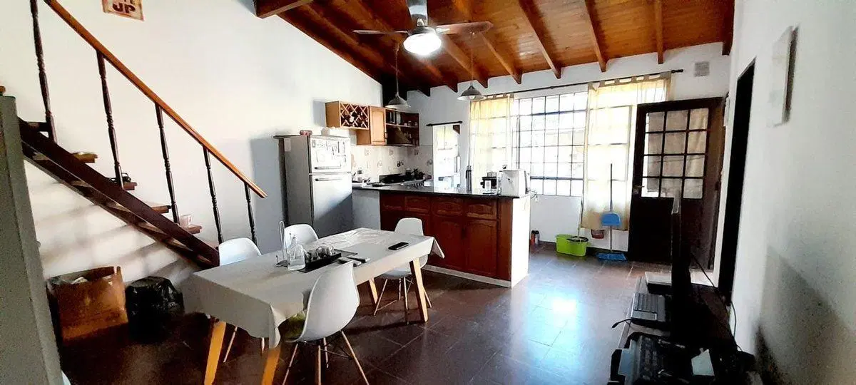 CASA 4 AMBIENTES EN VENTA EN LONGCHAMPS 3