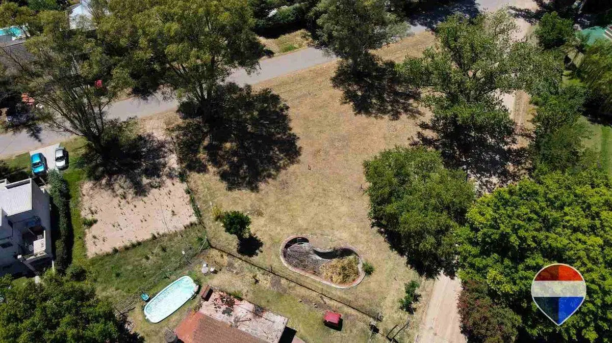 LOTE EN VENTA EN BARRIO LINKS ERRATCHU EZEIZA 4