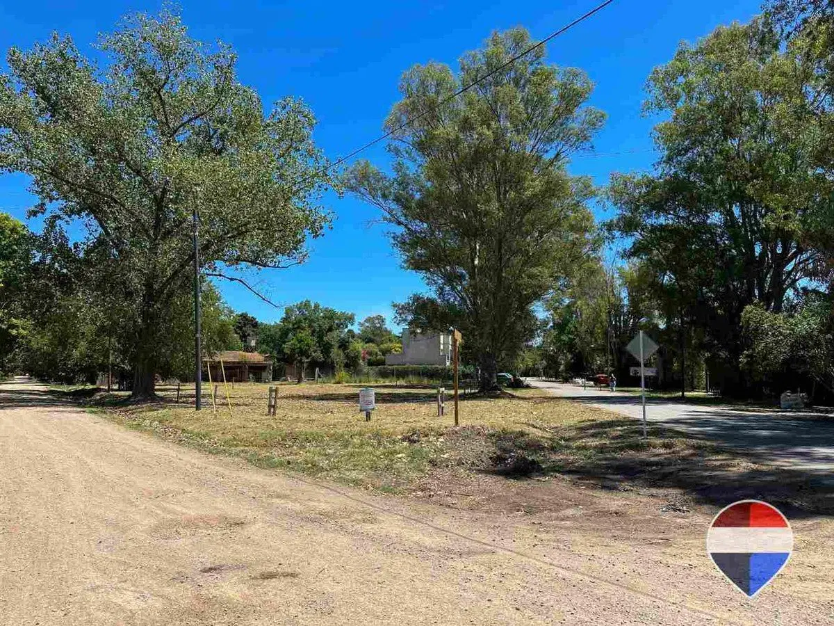 LOTE EN VENTA EN BARRIO LINKS ERRATCHU EZEIZA 3