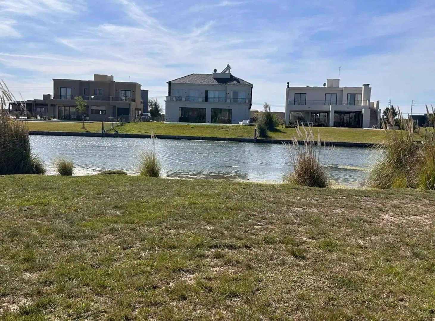 LOTE EN VENTA A LA LAGUNA BARRIO SAN LUCAS CANNING 5