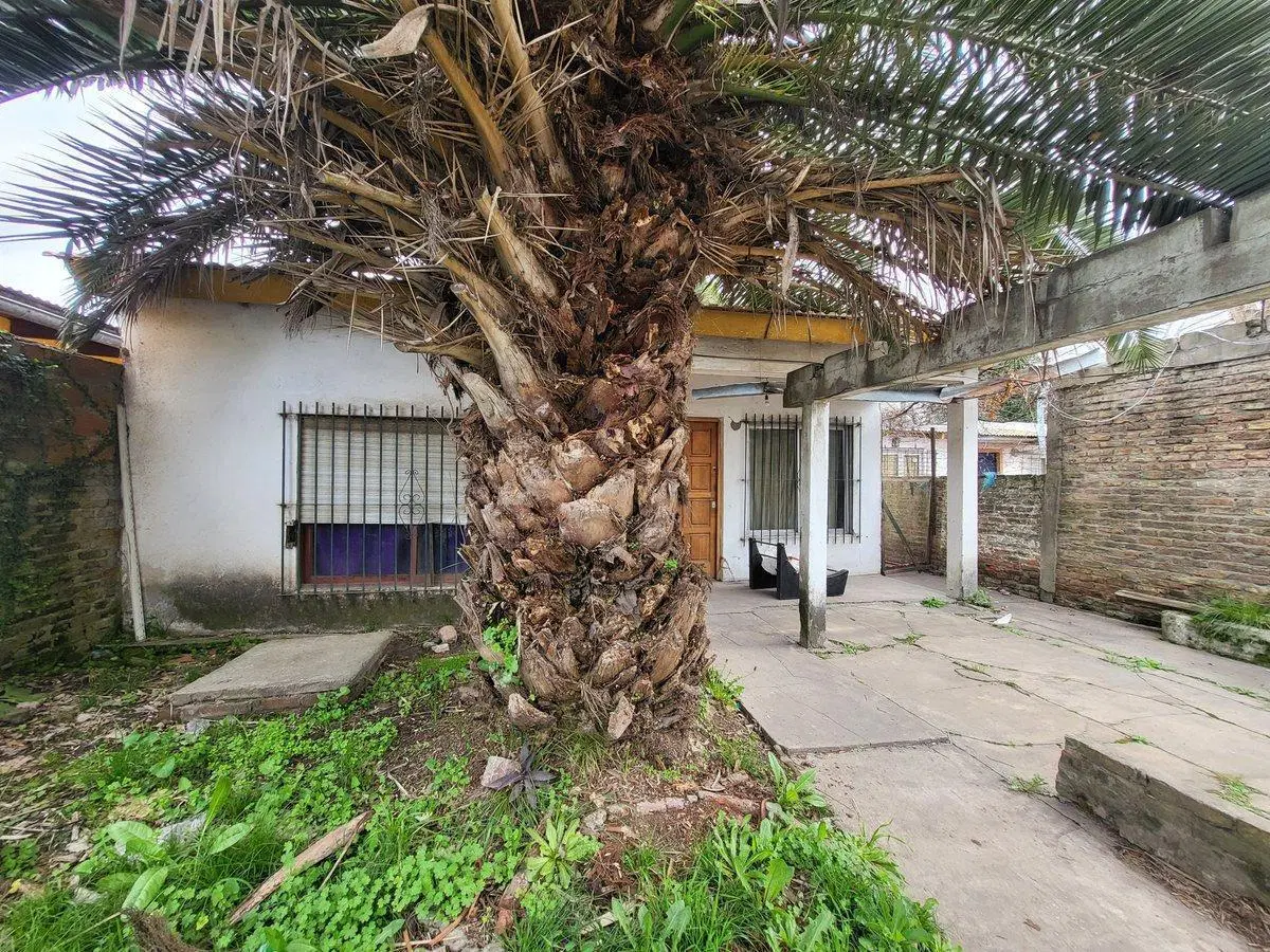CASA 3 AMBIENTES EN VENTA EN GLEW A REFACCIONAR 3
