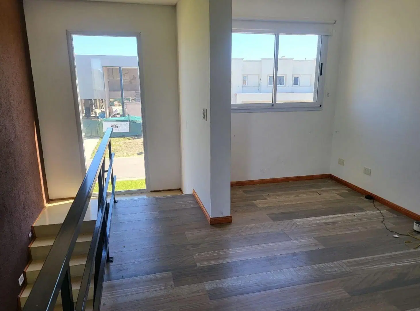CASA 5 AMBIENTES EN ALQUILER EN TERRALAGOS 3