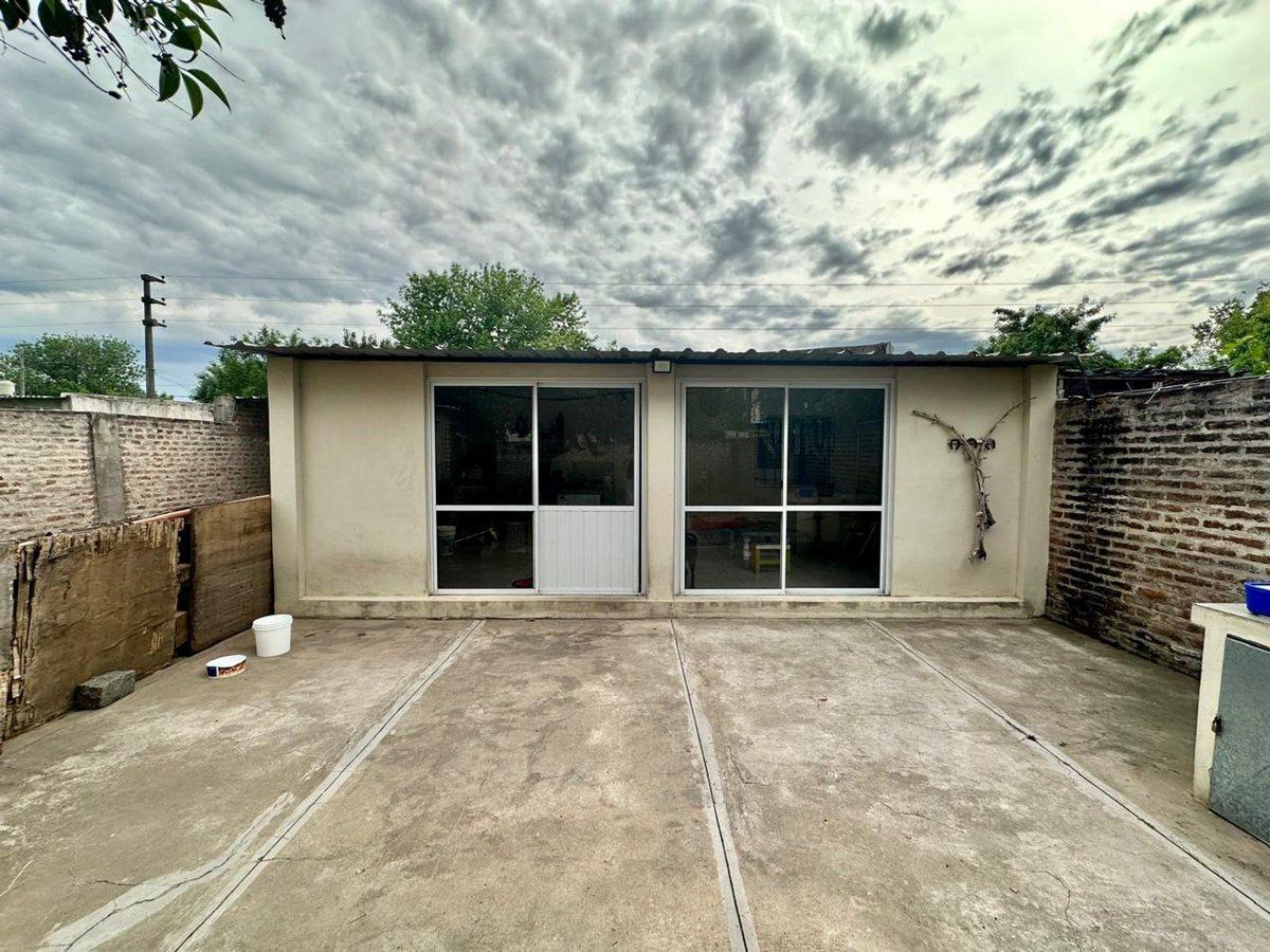 Foto de CASA 4 AMBIENTES EN VENTA EN EZEIZA SPEGAZZINI, imagen 3