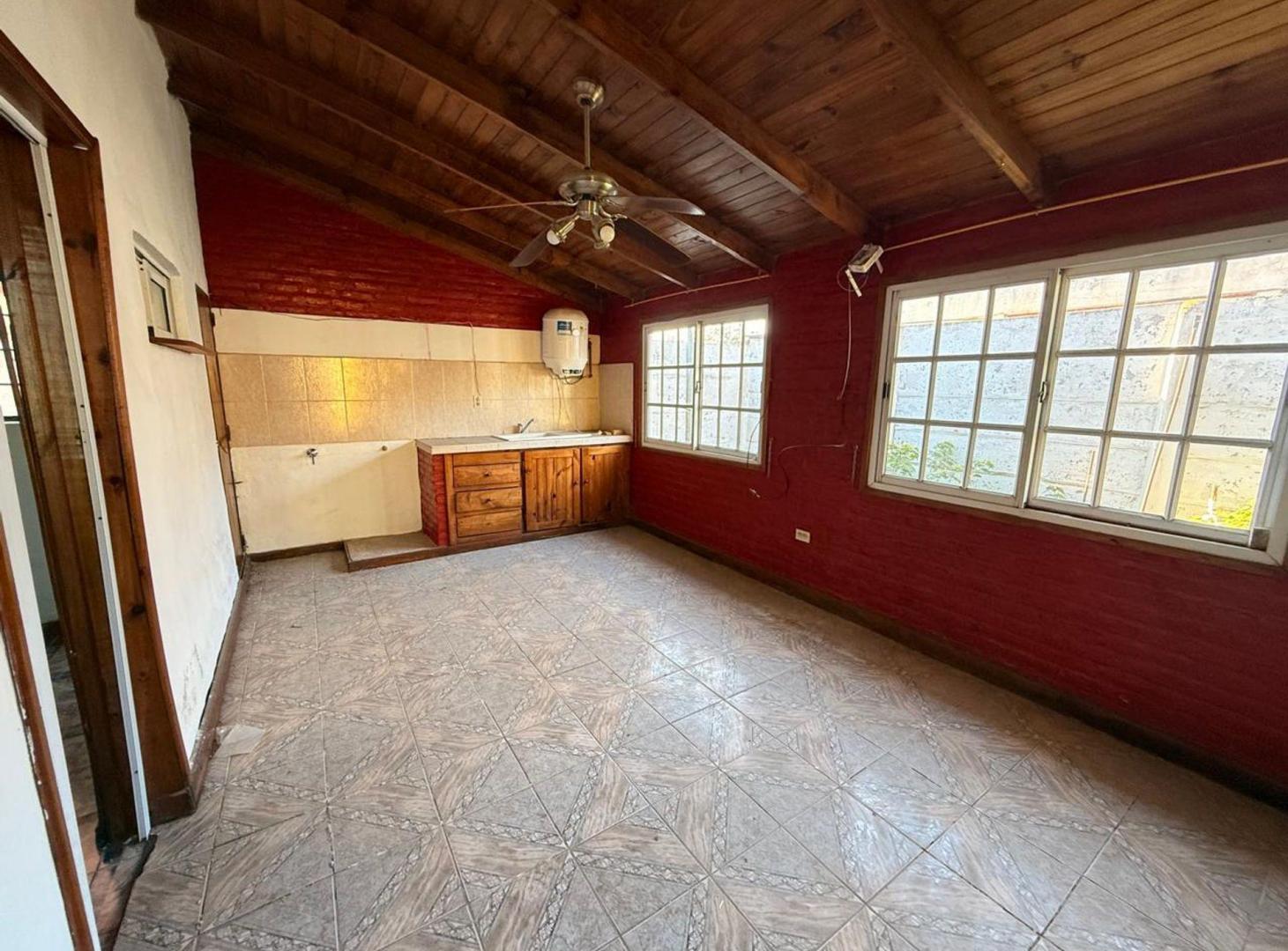 Foto de CASA EN VENTA 3 AMBIENTES EN GRAL. BELGRANO, imagen 1