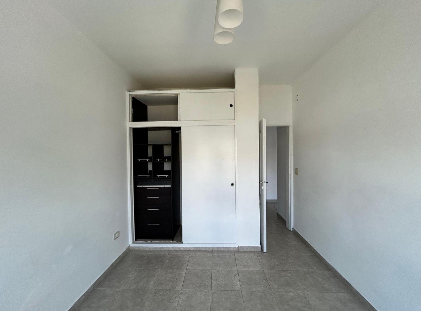 Foto de DEPARTAMENTO EN VENTA 2 AMBIENTES COCHERA TERRAZA, imagen 3