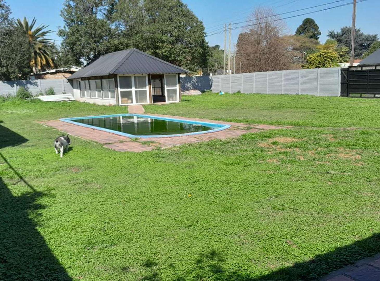 CASA 5 AMBIENTES VENTA LONGCHAMPS PISCINA FINANCIA