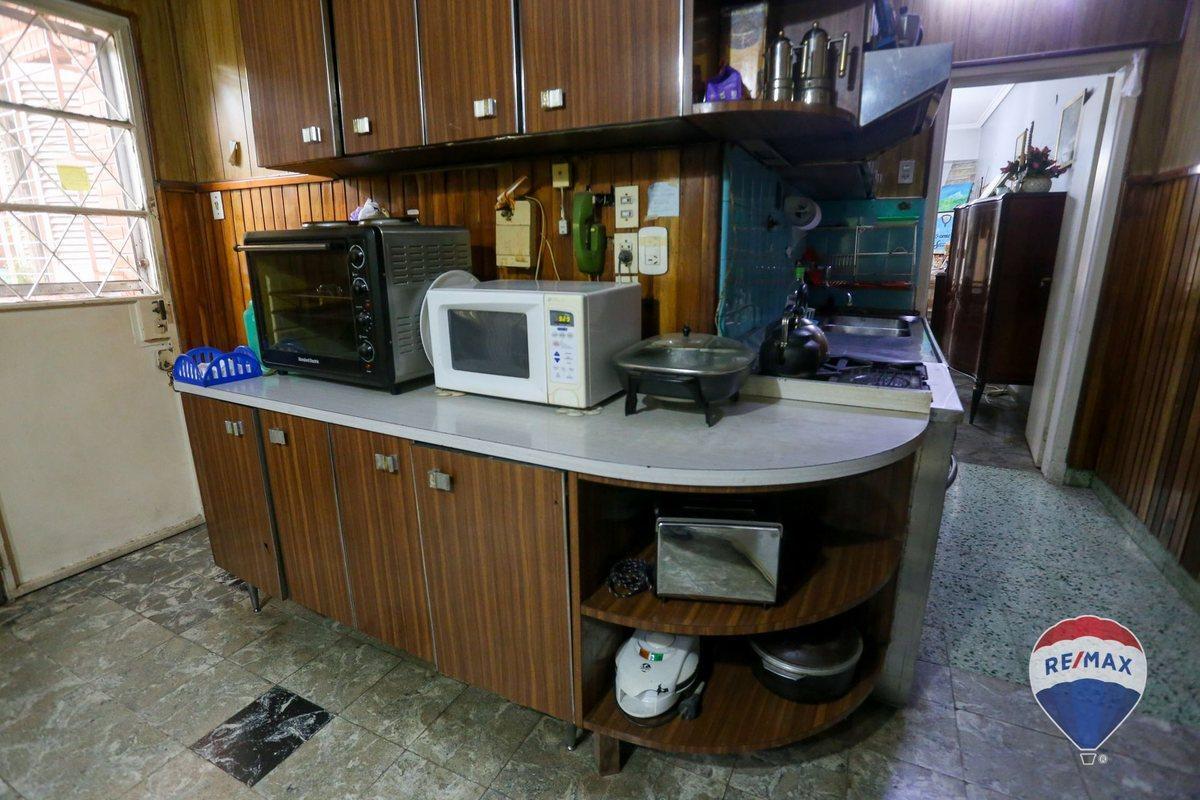 Foto de CASA 6 AMBIENTES VENTA TEMPERLEY CON QUINCHO, imagen 4