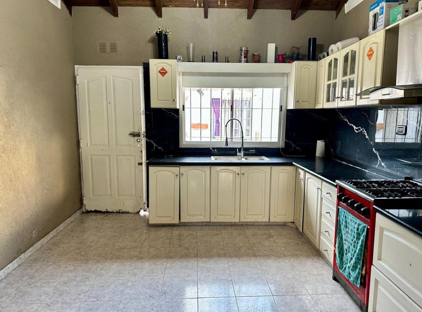 Foto de CASA 3 AMBIENTES EN ALQUILER EN MONTE GRANDE, imagen 2